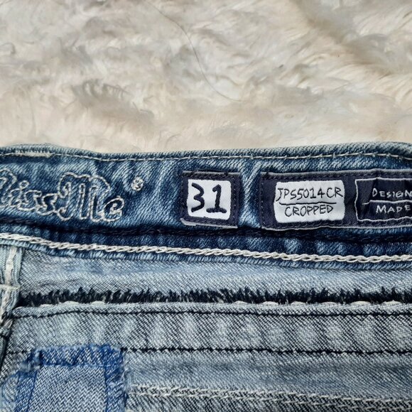 Miss Me Women's Blue Low Rise Thick Stitch Flap Pockets Cropped Denim Jeans - Picture 8 of 11